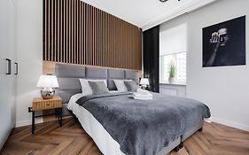 Piotrkowska Grand Avenue Apartments By Bookinghost